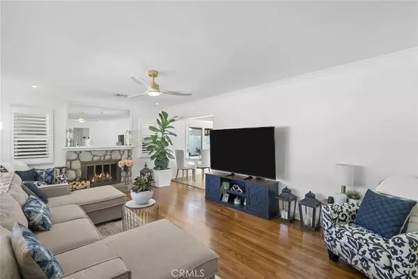 Granada Hills, CA 91344,11022 Zelzah Avenue