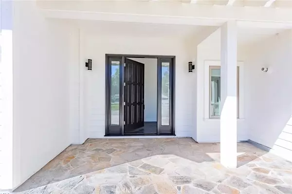 Canyon Country, CA 91390,30903 Carmen