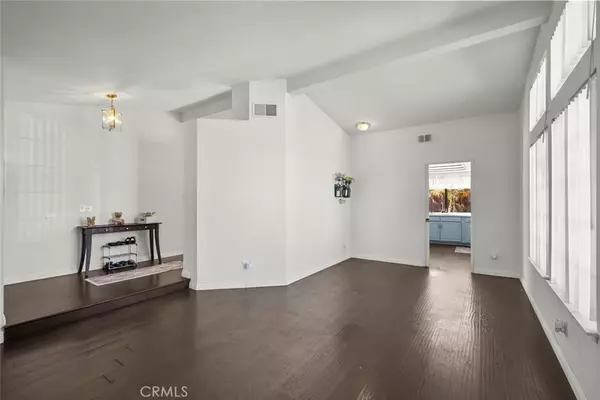 Palmdale, CA 93551,2038 Falcon Avenue