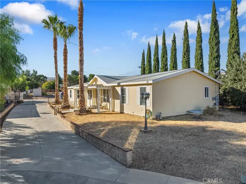 4648 W Avenue M10, Quartz Hill, CA 93536