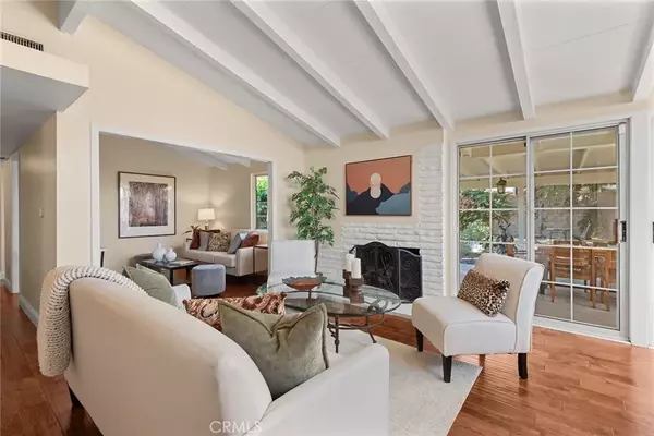 Mission Hills (san Fernando), CA 91345,11218 Orion Avenue