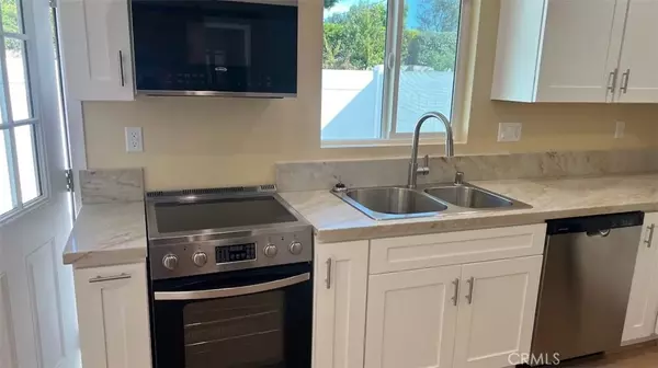 Porter Ranch, CA 91326,10908 Canby Avenue