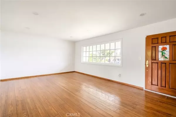 Porter Ranch, CA 91326,18351 San Fernando Mission Boulevard