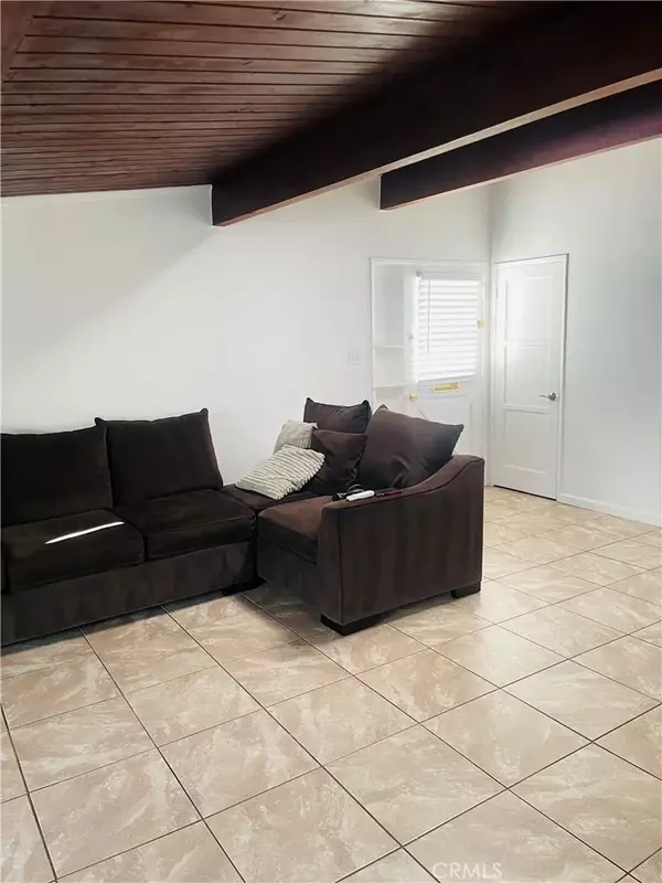 Panorama City, CA 91402,13961 Stroud