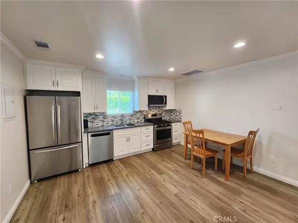 Sherman Oaks, CA 91411,5706 Willis