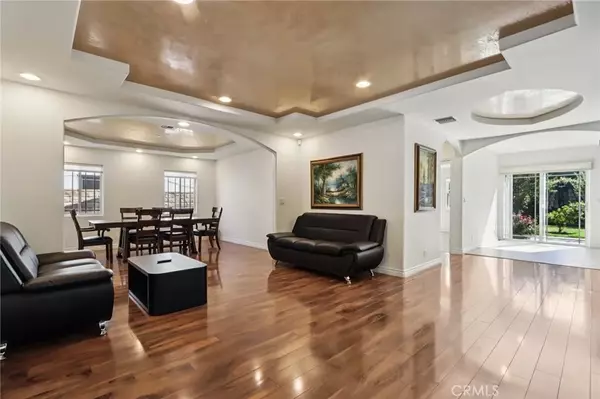 Van Nuys, CA 91401,13816 Bessemer Street