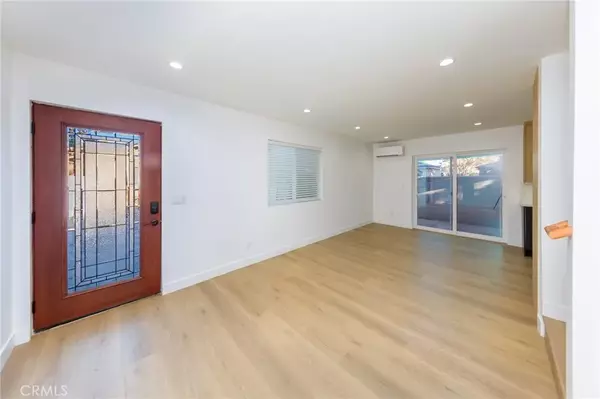 Reseda, CA 91335,7510 Etiwanda Avenue