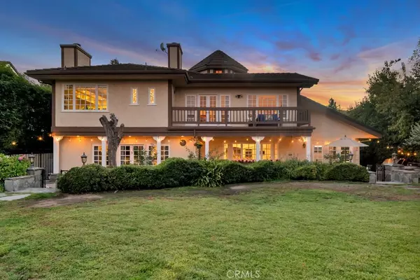 Woodland Hills, CA 91367,6146 County Oak