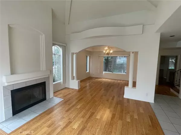 Northridge, CA 91324,10010 Reseda #D