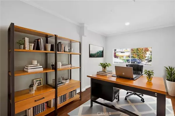 Studio City, CA 91602,10658 Chiquita Street