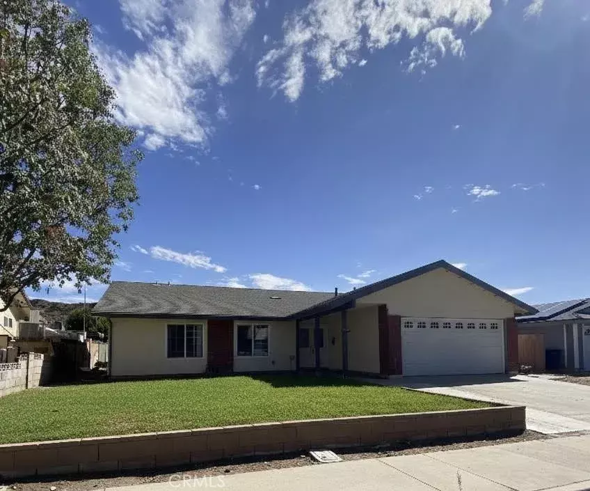 Saugus, CA 91350,28144 Alaminos Drive