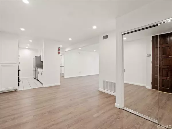 Encino, CA 91316,5334 Lindley Avenue #125