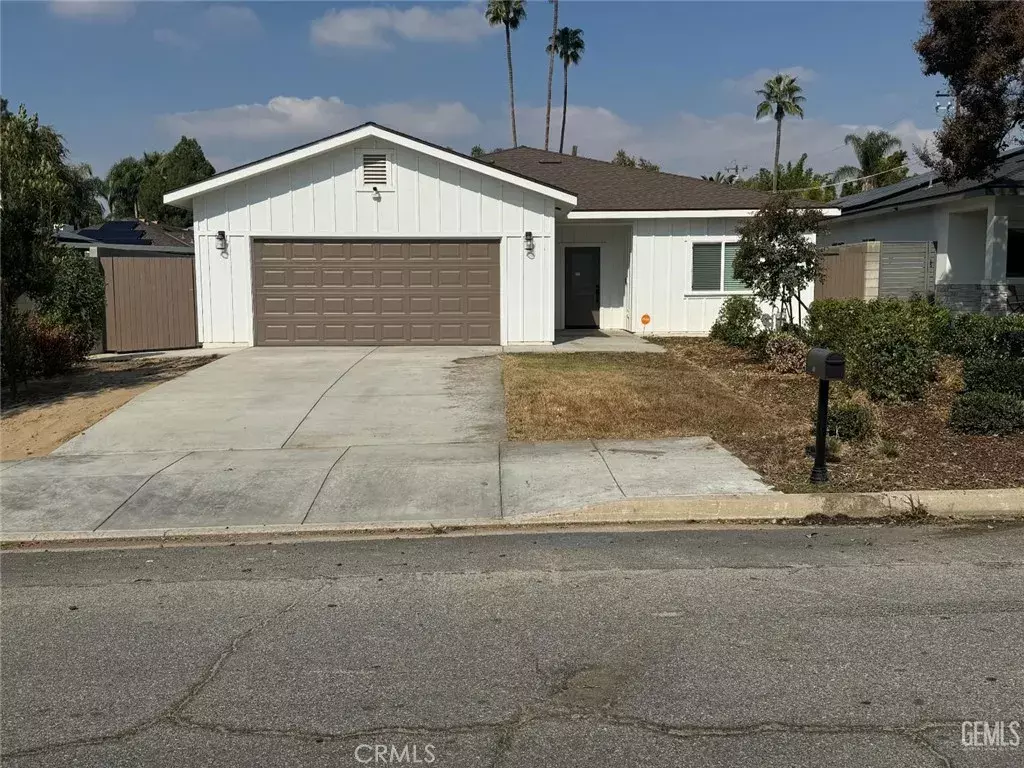 Bakersfield, CA 93305,308 Acacia