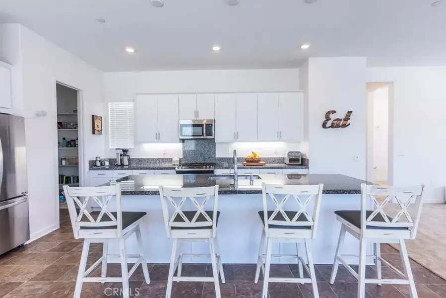 27504 Illumination Court, Valencia, CA 91381