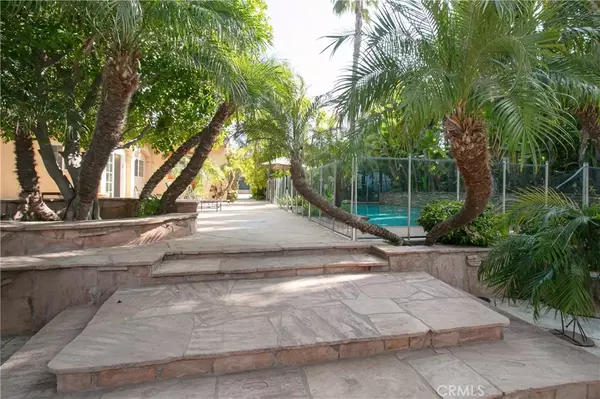 Tarzana, CA 91356,5218 Otis Avenue