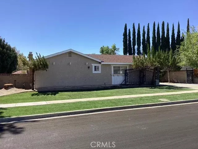 Palmdale, CA 93551,540 Fairway
