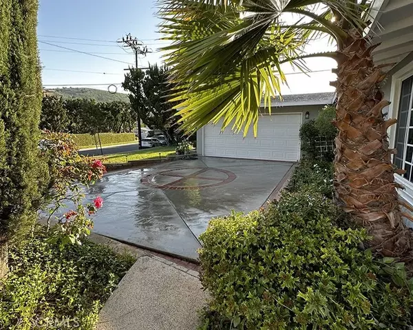 Calabasas, CA 91302,26261 Veva Way