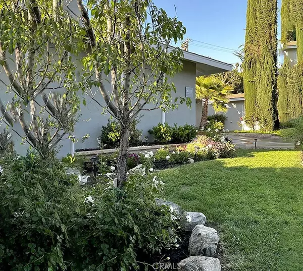 Calabasas, CA 91302,26261 Veva Way