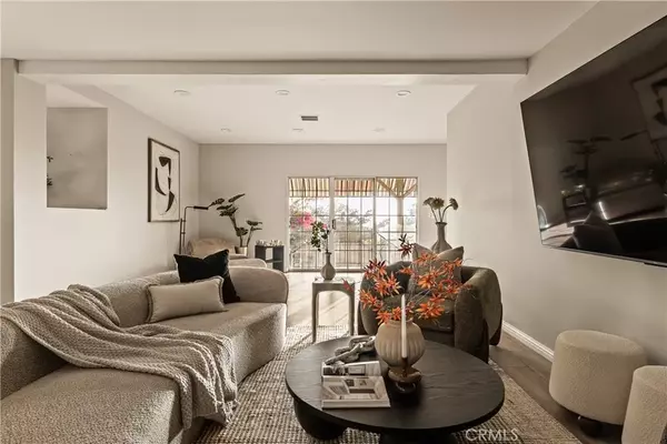 Burbank, CA 91504,1819 Richard Street