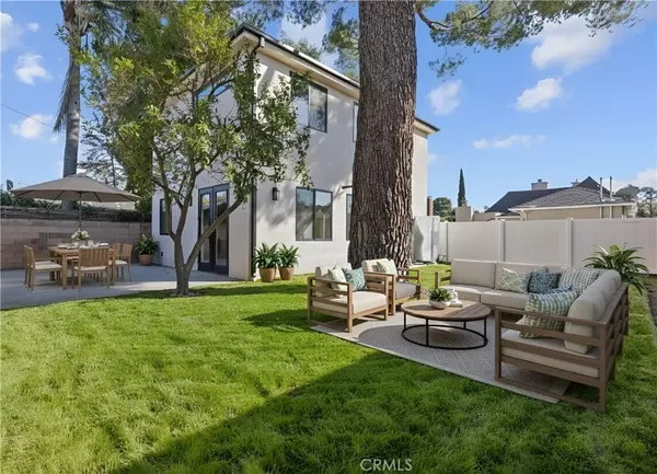 North Hollywood, CA 91602,11145 Hortense Street