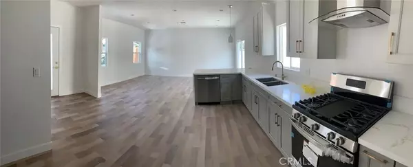 Reseda, CA 91335,19509 Enadia