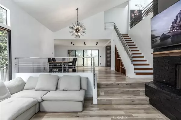 Los Angeles, CA 90046,2650 Lisco Pl