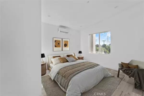 Northridge, CA 91324,8514 Wilbur Ave