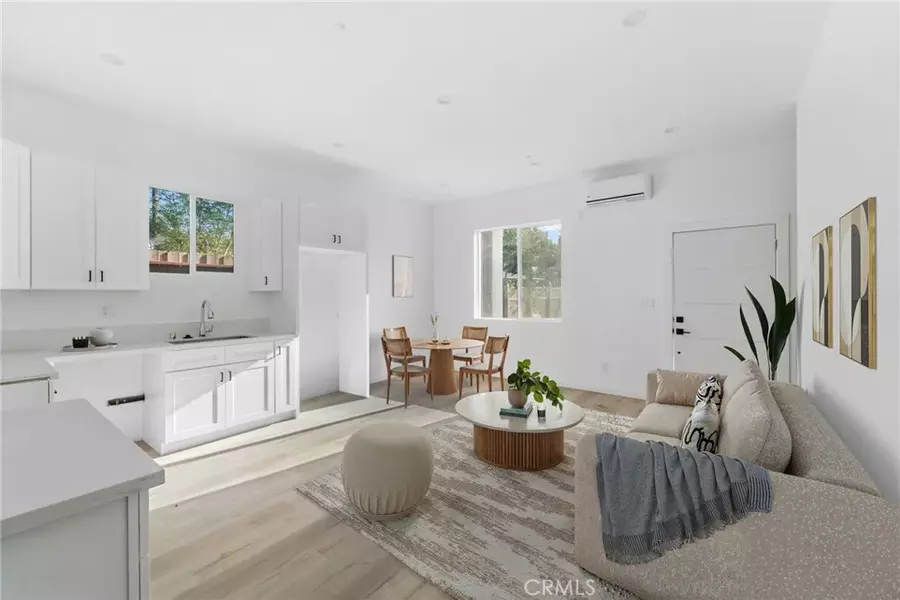 8514 Wilbur Ave, Northridge, CA 91324