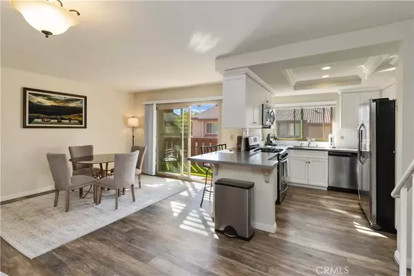 Simi Valley, CA 93065,2421 Chandler Avenue #2