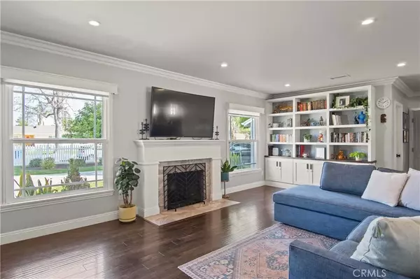 Van Nuys, CA 91406,6835 Aldea Avenue