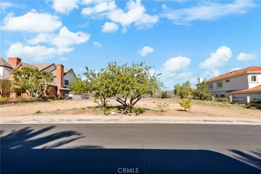 22451 S Summit Ridge Circle, Chatsworth, CA 91311