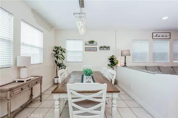 Valencia, CA 91354,29338 Dakota Drive