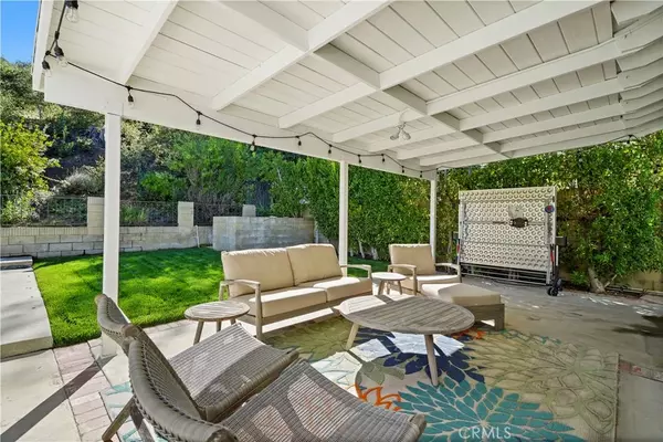 Agoura Hills, CA 91301,29392 Hillrise