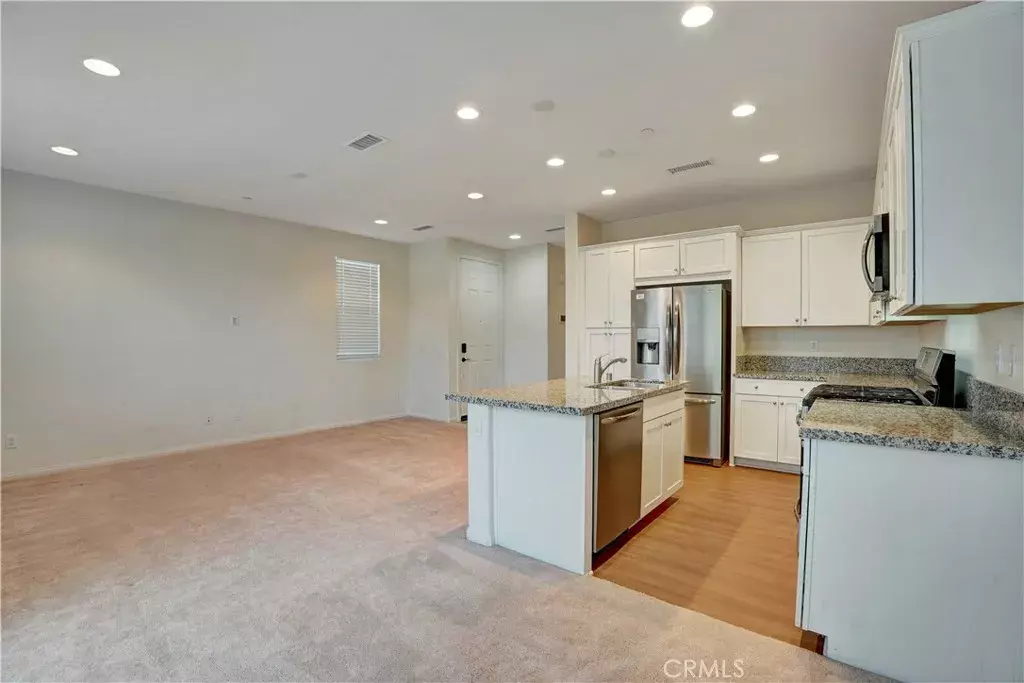 West Hills, CA 91304,22824 W Olive