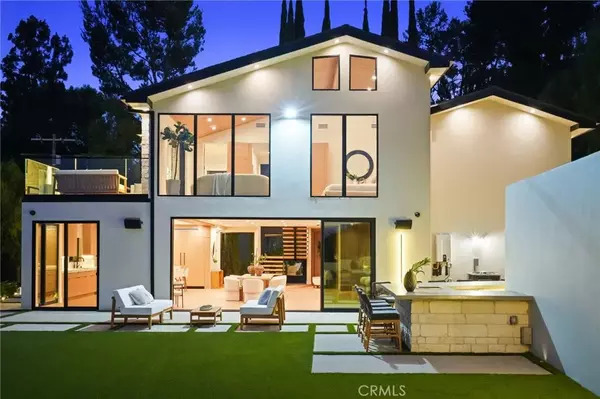 Encino, CA 91316,4551 Alonzo avenue