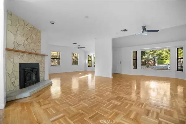 Van Nuys, CA 91406,7225 Forbes