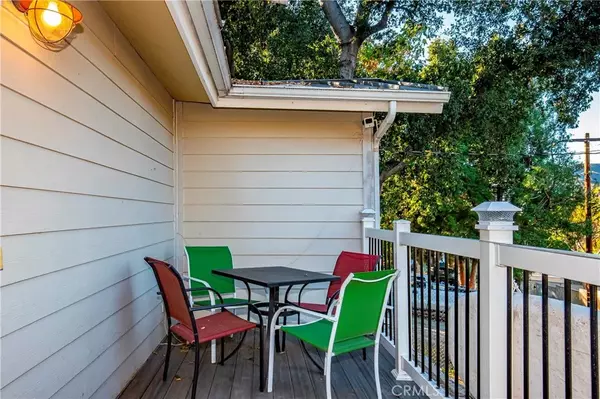 Green Valley, CA 91390,39100 Calle Essencial