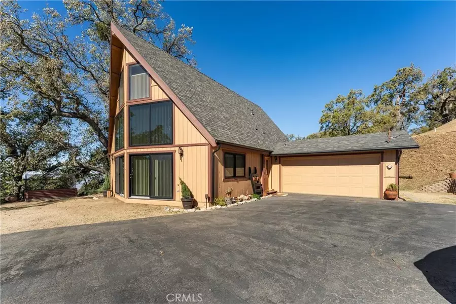 30320 Rollingoak, Tehachapi, CA 93561