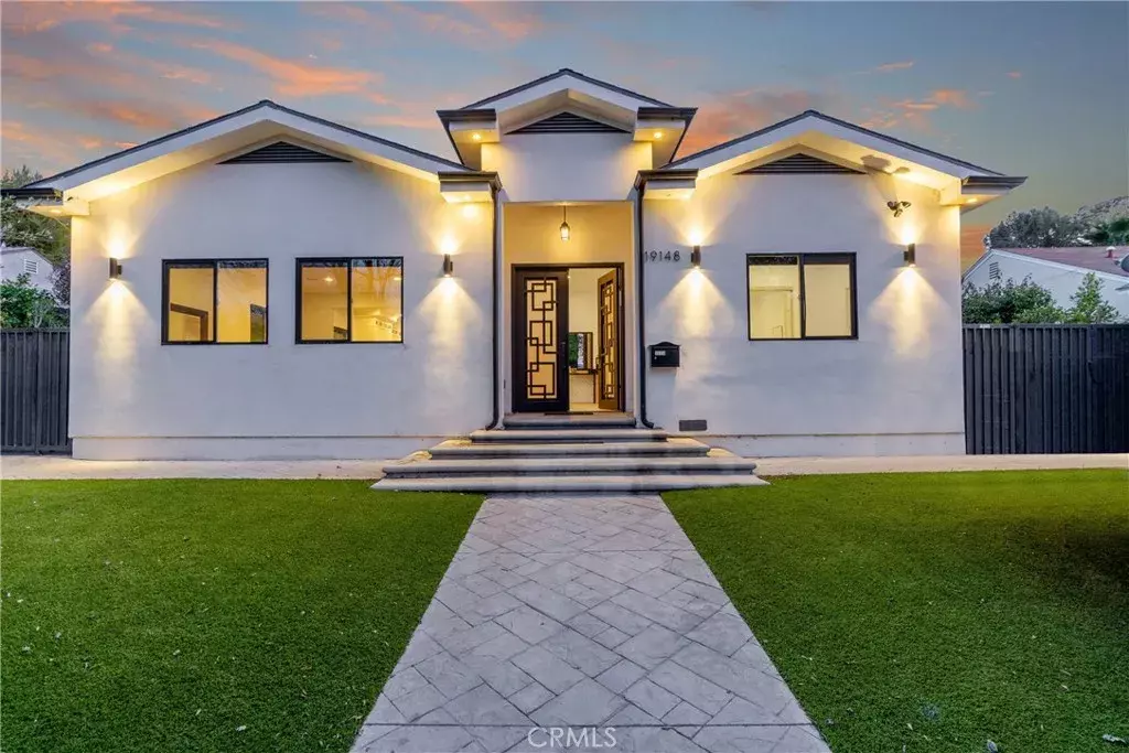 Tarzana, CA 91356,19148 Oxnard Street