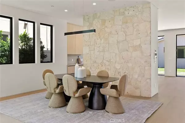 Sherman Oaks, CA 91403,14738 Otsego Street