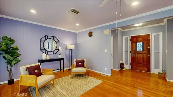 Arleta, CA 91331,9551 Arleta Avenue