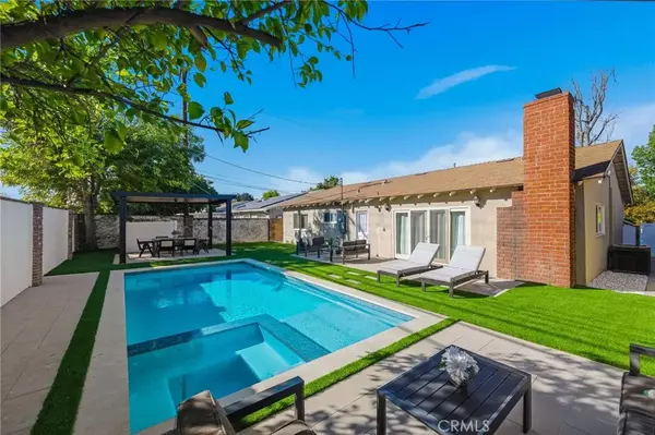 West Hills, CA 91307,23010 Hartland