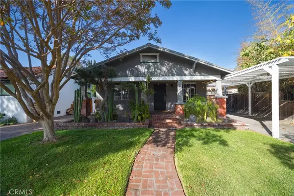 11049 Blix Street, Toluca Lake, CA 91602