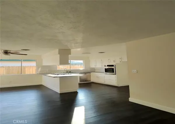 Bakersfield, CA 93309,4513 Summer Side