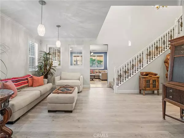 Castaic, CA 91384,27805 Pine Crest Place