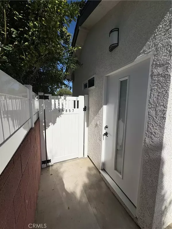 15857 Stare Street, North Hills, CA 91343