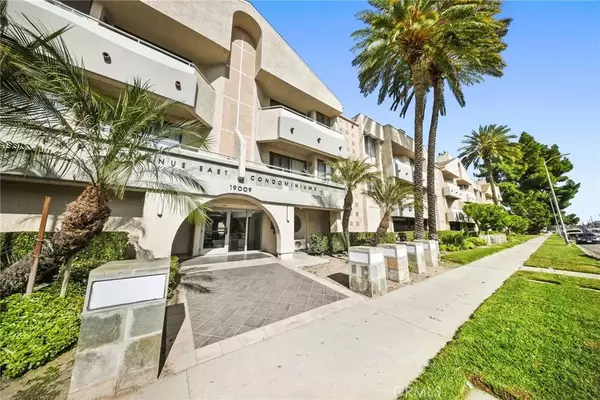 Reseda, CA 91335,19009 Sherman Way #81