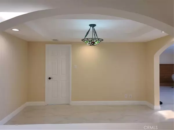 Winnetka, CA 91306,6744 Cozycroft