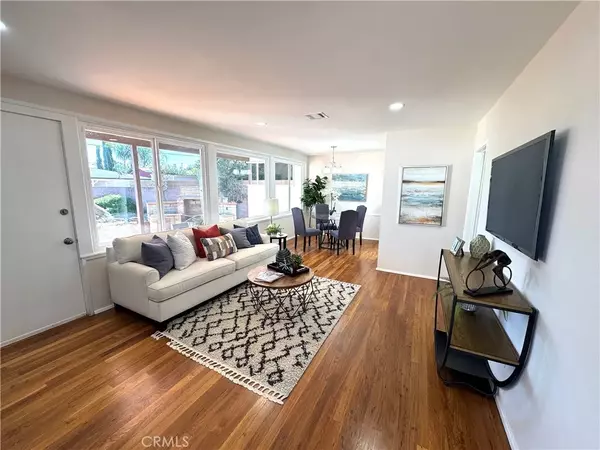 Panorama City, CA 91402,8836 Tyrone