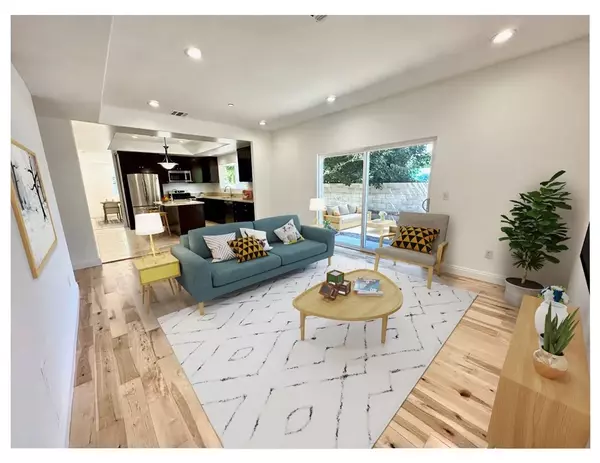 Van Nuys, CA 91405,7245 Baek Court